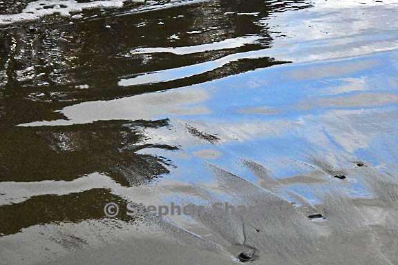 surf reflection 3782 1 graphic